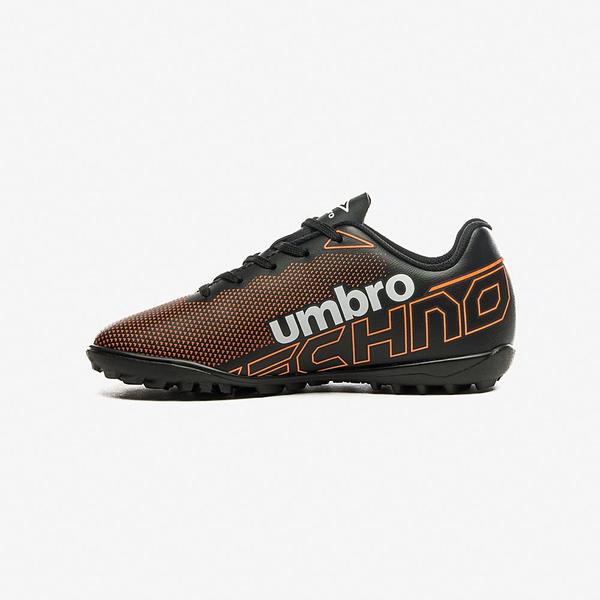 Imagem de Chuteira Society Umbro Techno Infantil Cor: Preto E Laranja - Tamanho: 35