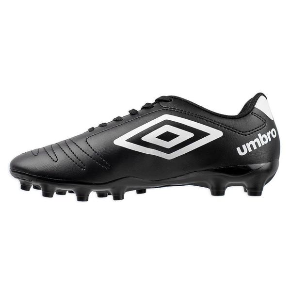 Imagem de Chuteira Umbro Class Campo Preta e Branca