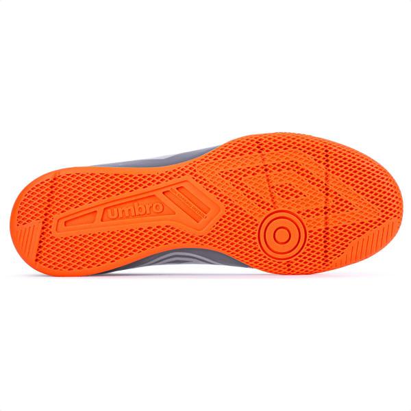 Imagem de Chuteira Umbro Futsal Class Cinza e Laranja - Masculina