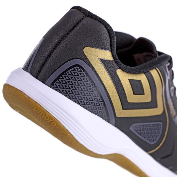 Imagem de Chuteira Umbro Futsal Pro 5 JR Preto Dourado e Grafite - Infantil