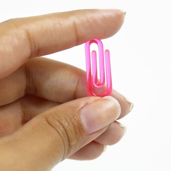 Imagem de Clips Pequeno 2,5cm Para Prender Papel Colorido Rosa Neon - 300 Peças