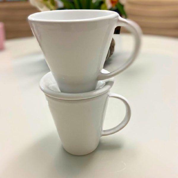 Imagem de Coador de Cerâmica e Caneca: O kit perfeito para um café