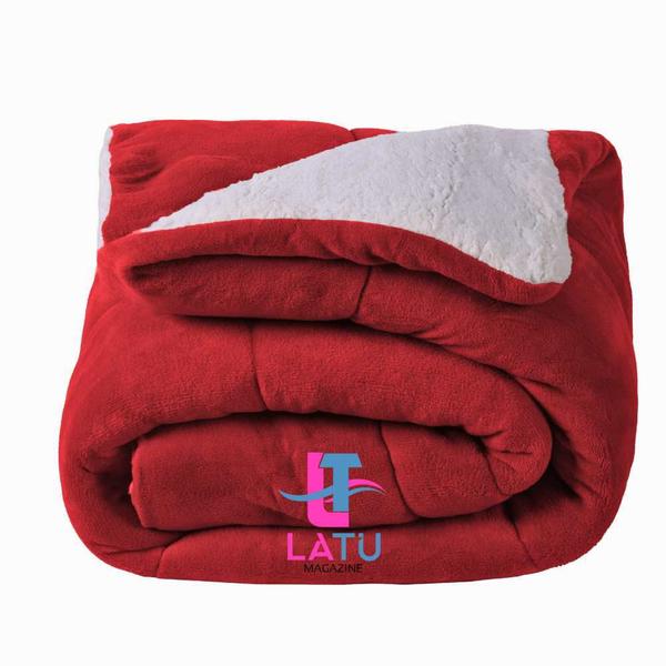 Coberdrom Casal Queen Sherpa Pele de Carneiro E Manta Plush Pelúcia 2,40 m x 2,20 m - LaTu Magazine Imagem de Coberdrom Casal Queen Sherpa Pele de Carneiro E Manta Plush Pelúcia 2,40 m x 2,20 m