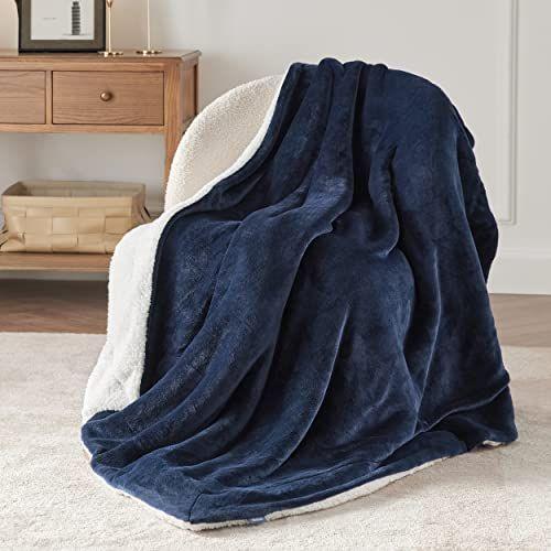 Imagem de Cobertores de cama de lã Sherpa Bedsure Queen Size - azul marinho grosso felpudo quente macio cobertor queen grande para cama, 90 x 90 polegadas