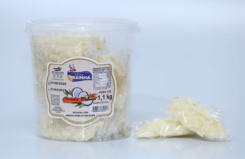Cocada Pingada Branca 1,1 Kg Pote com 20 unidades - PRAINHA Imagem de Cocada Pingada Branca 1,1 Kg Pote com 20 unidades