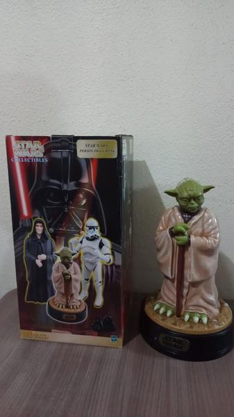 Imagem de Cofre Boneco Mestre Yoda Star Wars Colecionador 30cm