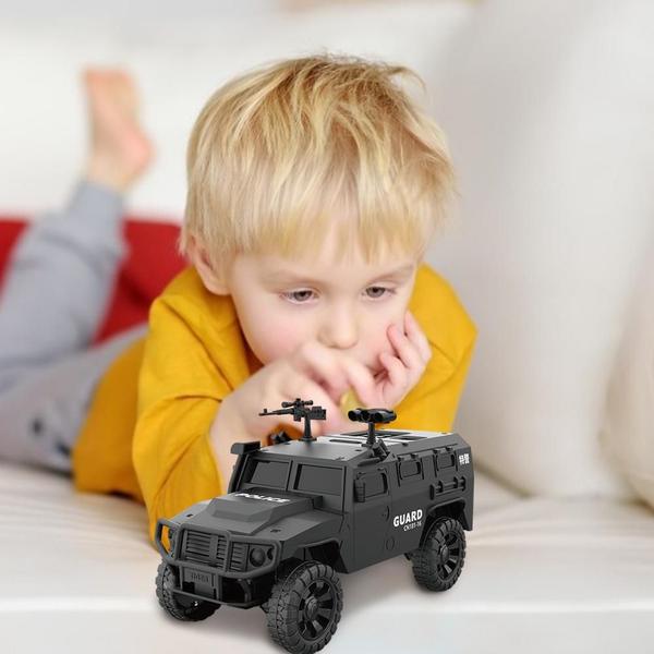 Imagem de Cofrinho Infantil em Formato de Carro com Reconhecimento Facial - Grande Segurança para Economizar