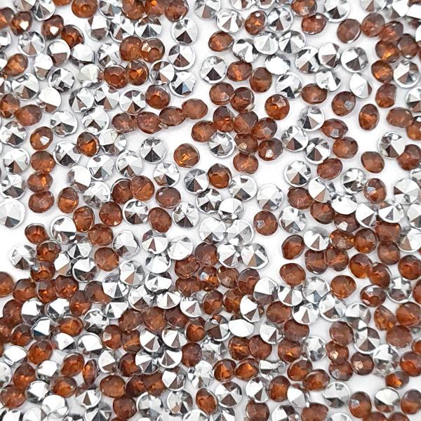 Colagem Redondo Strass Acrílico Marrom Transparente 3mm 3000pçs 30g - Macall Imagem de Colagem Redondo Strass Acrílico Marrom Transparente 3mm 3000pçs 30g