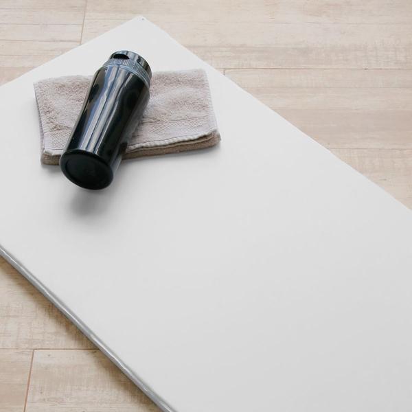 Colchonete Academia Conforto Limpa Fácil Treino Musculação - Beniq Imagem de Colchonete Academia Conforto Limpa Fácil Treino Musculação