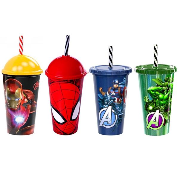 Coleção de 4 Copos dos Vingadores Infantil com Tampa e Canudo - Plasútil Imagem de Coleção de 4 Copos dos Vingadores Infantil com Tampa e Canudo