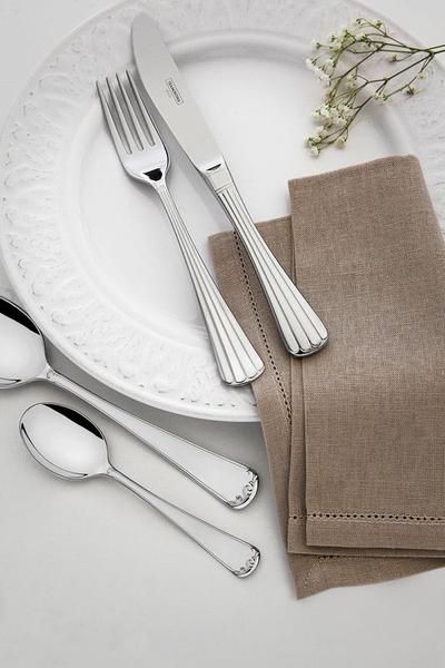 Colher de mesa sevilha em aco inox acabamento alto brilho detalhes em alto relevo no cabo tramontina Imagem de Colher de mesa sevilha em aco inox acabamento alto brilho detalhes em alto relevo no cabo tramontina