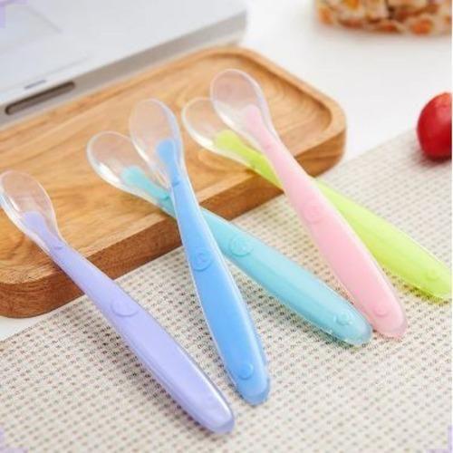 Colher Infantil Silicone 1 Talher Alimentação - Verde - Atelie Imagem de Colher Infantil Silicone 1 Talher Alimentação - Verde