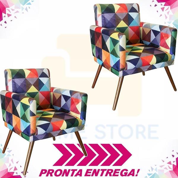 Imagem de Combo 02 Poltronas Nina Com Rodapé Pés Madeira Suede Triangulos colorido