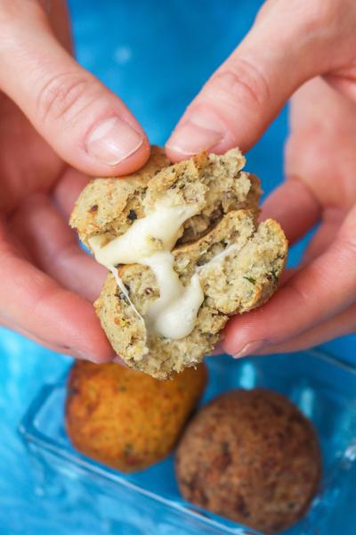 Imagem de Combo Mini Hollu Muçarela e Mini Gorgonzola (vegetariano)