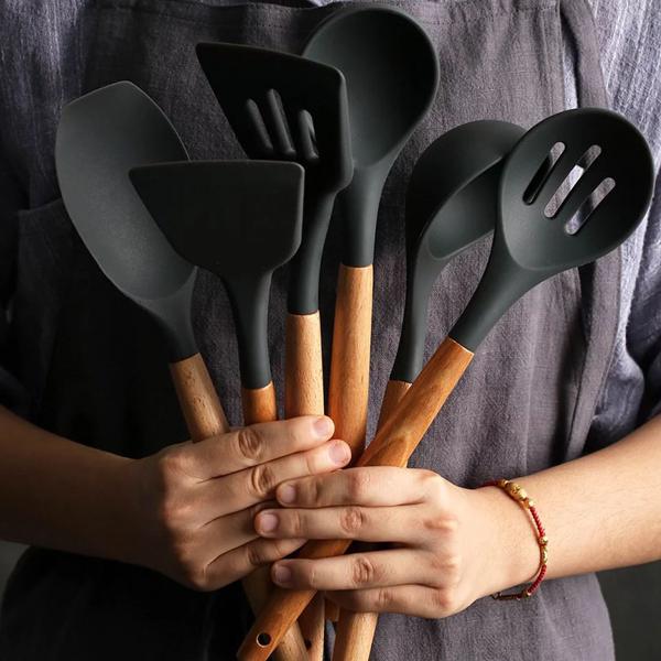 Imagem de Concha De Silicone Preto Com Cabo De Bambu Utensílio De Cozinha Concha Para Feijão Yoi