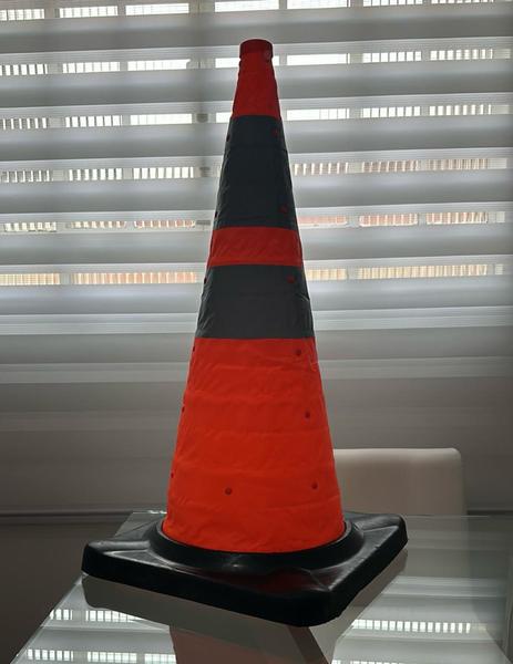 Cone Retrátil 75 cm - Mhub Imagem de Cone Retrátil 75 cm