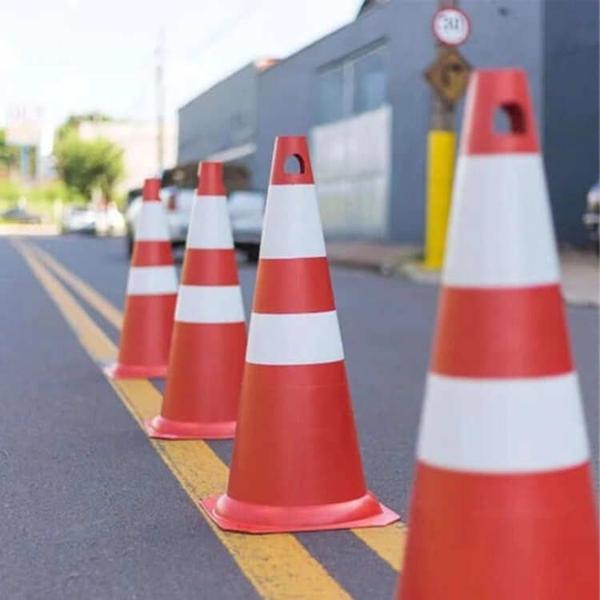 Imagem de Cone rigido de sinalização 50cm