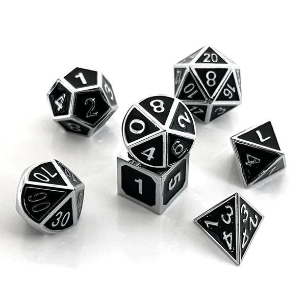 Imagem de Conj. de dados Metálicos Preto com Prata - RPG