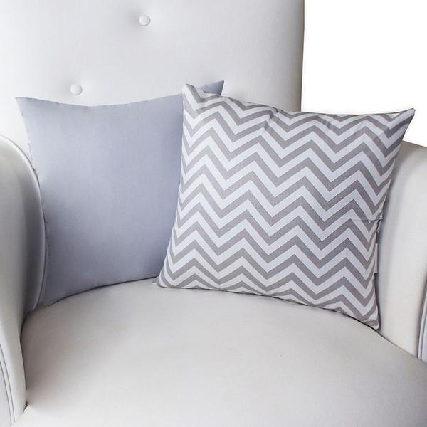 Imagem de Conjunto 2 Almofadas Decorativas Enxoval Bebê - Chevron Cinza