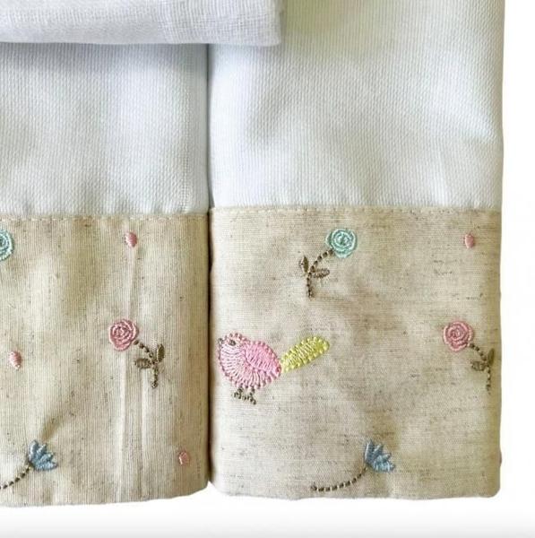 Conjunto 5 Fraldas Bebê Cremer Luxo Barrado E Bordado - Biramar Baby Imagem de Conjunto 5 Fraldas Bebê Cremer Luxo Barrado E Bordado