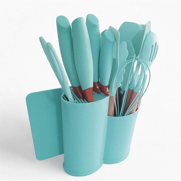 Imagem de Conjunto de 19 Utensílios de Cozinha em Silicone com Cabos de Madeira e Base Oval - Ciano