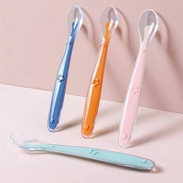 Conjunto de 2 Colheres de Silicone para Bebês - Macias e para Aprendizagem Alimentar Imagem de Conjunto de 2 Colheres de Silicone para Bebês - Macias e para Aprendizagem Alimentar
