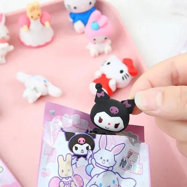 Imagem de Conjunto de 32 Borrachas Kawaii Sanrio 3D - Kuromi, Hello Kitty e Mais