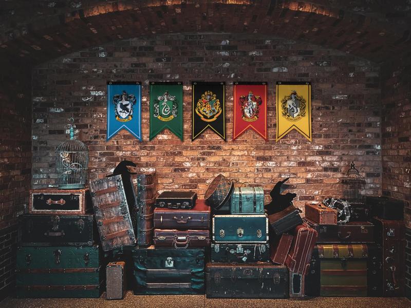 Imagem de Conjunto de bandeiras CON*QUEST Harry Potter Hogwarts House, 5 unidades