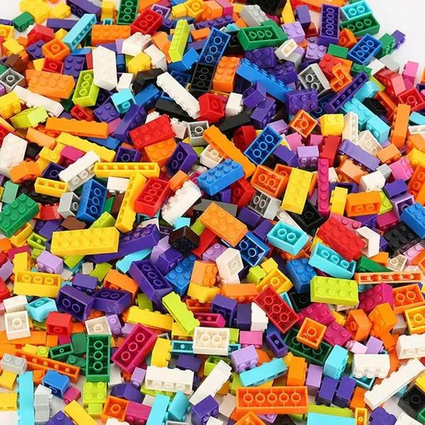 Conjunto de Blocos de Construção Educacionais DIY para Crianças - Presente Clássico Imagem de Conjunto de Blocos de Construção Educacionais DIY para Crianças - Presente Clássico