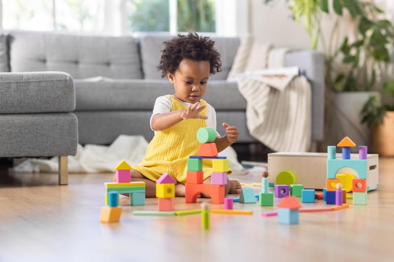 Conjunto de blocos Lovevery Solid Wood, 70 peças, 18 cores, 18 meses ou mais Imagem de Conjunto de blocos Lovevery Solid Wood, 70 peças, 18 cores, 18 meses ou mais