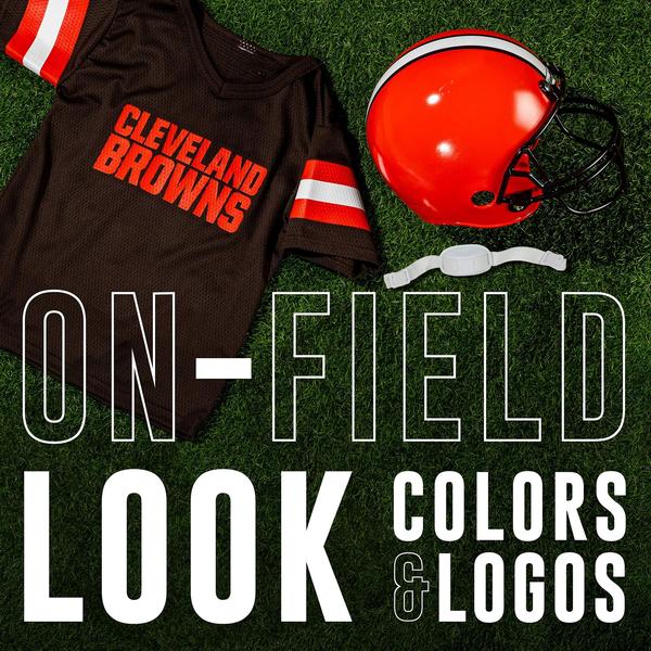 Imagem de Conjunto de Capacete e Camisa de Futebol Infantil Franklin Sports NFL Cleveland Browns - Tamanho M