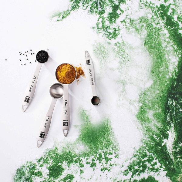 Conjunto de colheres de medição di Oro 18/8 em aço inoxidáve - di Oro Living Imagem de Conjunto de colheres de medição di Oro 18/8 em aço inoxidáve