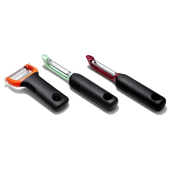 Conjunto de descascador OXO Good Grips 3 Peças - Beterraba, Erva-Doce, Yam Imagem de Conjunto de descascador OXO Good Grips 3 Peças - Beterraba, Erva-Doce, Yam