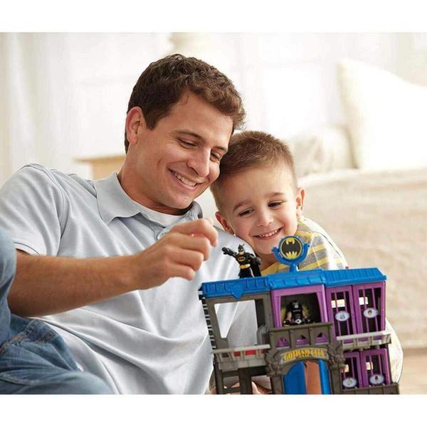 Imagem de Conjunto de jogos Fisher-Price Imaginext DC Super Friends Gotham City Jail com Batman e Bane