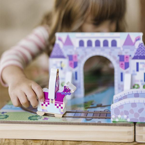 Imagem de Conjunto de jogos Melissa & Doug Take-Along Tabletop Kingdom 19 unidades