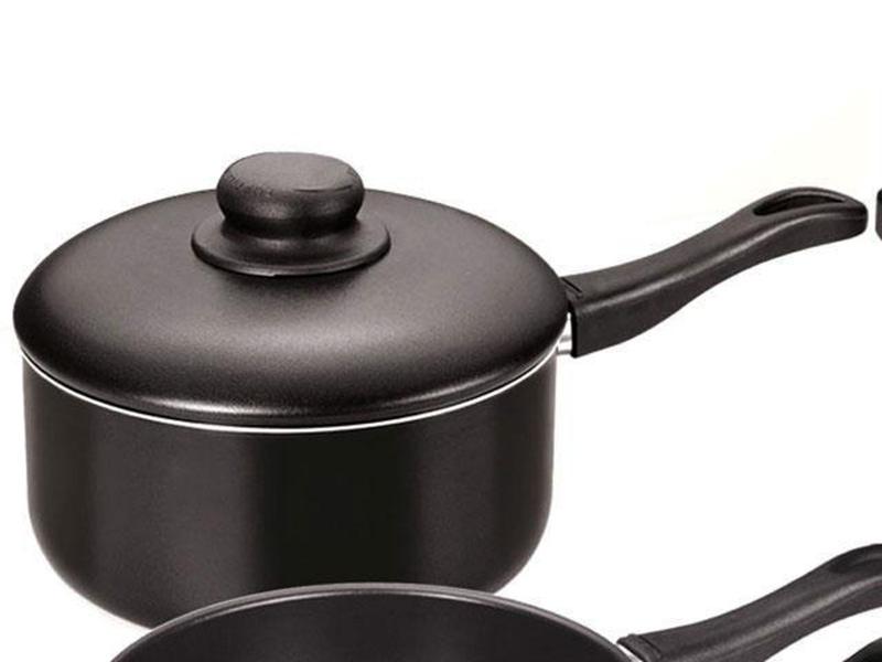 Conjunto de Panelas Alumínio Fortaleza - Black Super 800856 Antiaderente 6 Peças Imagem de Conjunto de Panelas Alumínio Fortaleza - Black Super 800856 Antiaderente 6 Peças