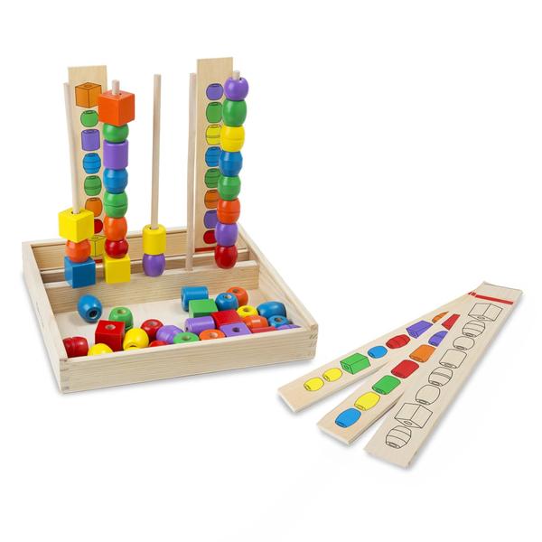 Imagem de Conjunto de sequenciamento de miçangas Melissa & Doug com 46 contas de madeira