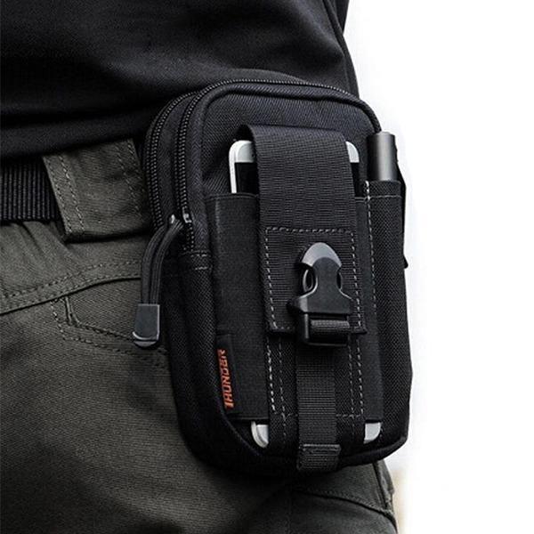 Conjunto De Sobrevivência Bolsa Preta E Atividades Camping - Taue Imagem de Conjunto De Sobrevivência Bolsa Preta E Atividades Camping