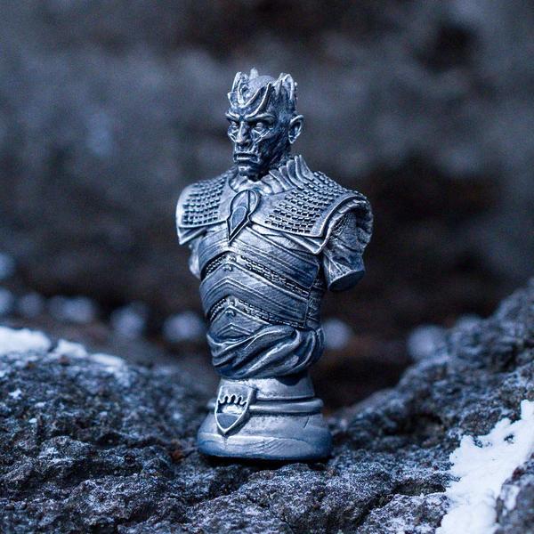 Conjunto de xadrez Conjunto de xadrez de colecionador USAOPOLY Game of Thrones Imagem de Conjunto de xadrez Conjunto de xadrez de colecionador USAOPOLY Game of Thrones