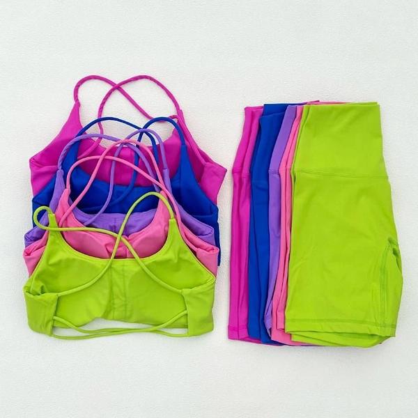 Imagem de Conjunto de Yoga Feminino Sem Costura: Shorts e Top para Fitness e Ginástica