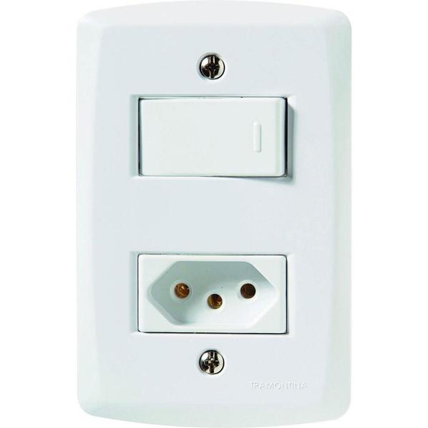 Imagem de Conjunto Lux2 Branco  4x2 com 1 Interruptor Simples de 10 Ampères e 250 Volts + 1 Tomada 2P+T de 20 Ampères e 250 Volts - 57145044 - TRAMONTINA