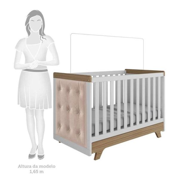 Imagem de Conjunto para Quarto de Bebê com Cômoda de Bebê Berço com Capitone e Prateleira Retrô Móveis Peroba Branco Brilho/Carvalho/Pena Areia