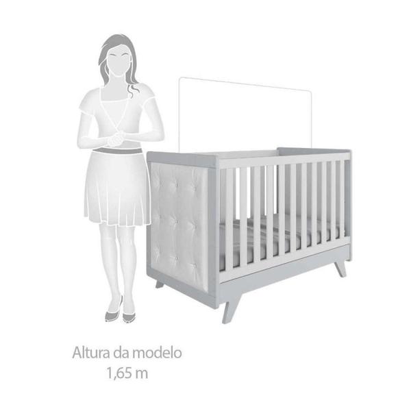 Imagem de Conjunto para Quarto de Bebê com Cômoda de Bebê Berço com Capitone e Prateleira Retrô Móveis Peroba Branco Brilho/Cinza/material sintético Branco