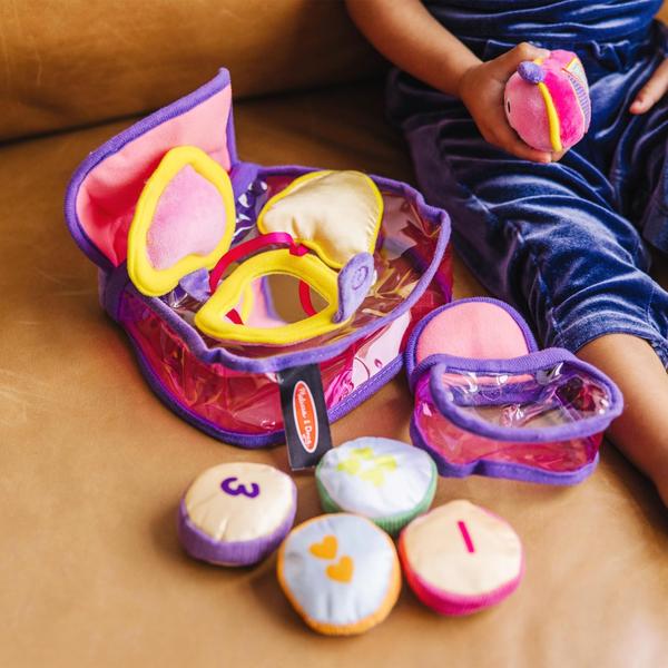 Conjunto Soft Play Toy Melissa & Doug Pretty Purse Fill and Spill Imagem de Conjunto Soft Play Toy Melissa & Doug Pretty Purse Fill and Spill