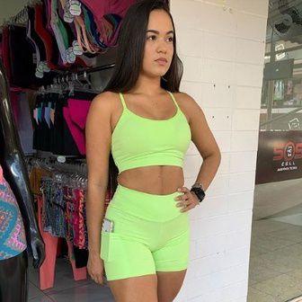 Imagem de Conjunto top + short com bolso em poliamida fitness para malhar academia