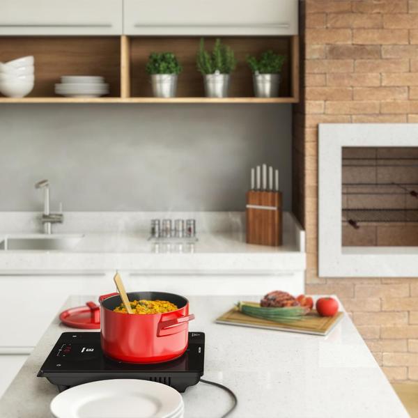 Imagem de Cooktop 1 Boca de Indução Electrolux IE3TP Portátil com Painel Touch Preto 127V