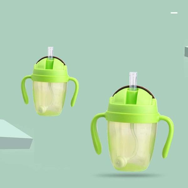 Copos de garrafas de alimentação de sucção de 300ml para bebês Mamadeira de leite de leite baby feeding mamadeira infantil treinamento infantil com copos de alça Xícaras (Verde) - HTTN Imagem de Copos de garrafas de alimentação de sucção de 300ml para bebês Mamadeira de leite de leite baby feeding mamadeira infantil treinamento infantil com copos de alça Xícaras (Verde)