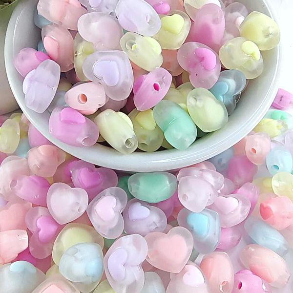 Imagem de Coração Com Miolo Fosco 16mm Furo Passante Cores Candy 50pçs