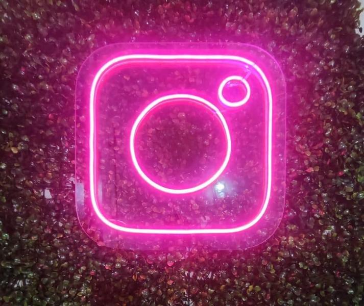 Imagem de Coração LED Neon Rosa 35x30cm - Acrílico - Fita LED Bivolt