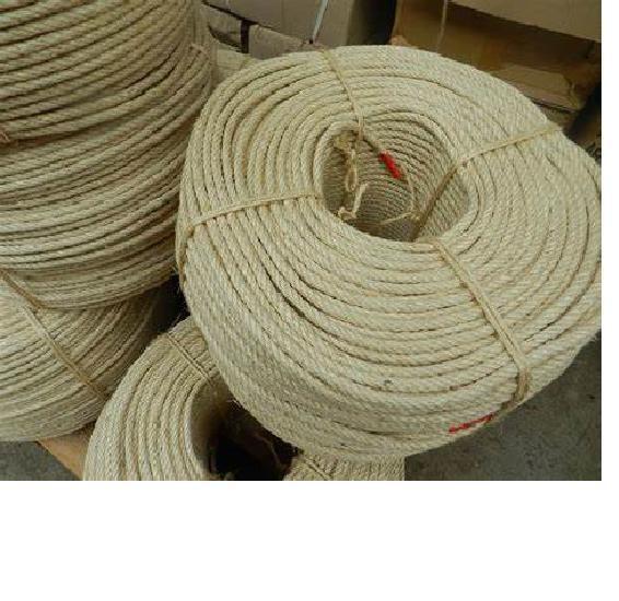 Imagem de Corda Sisal 12Mm Rolo 220Mts Rasada Artesanato Decoração